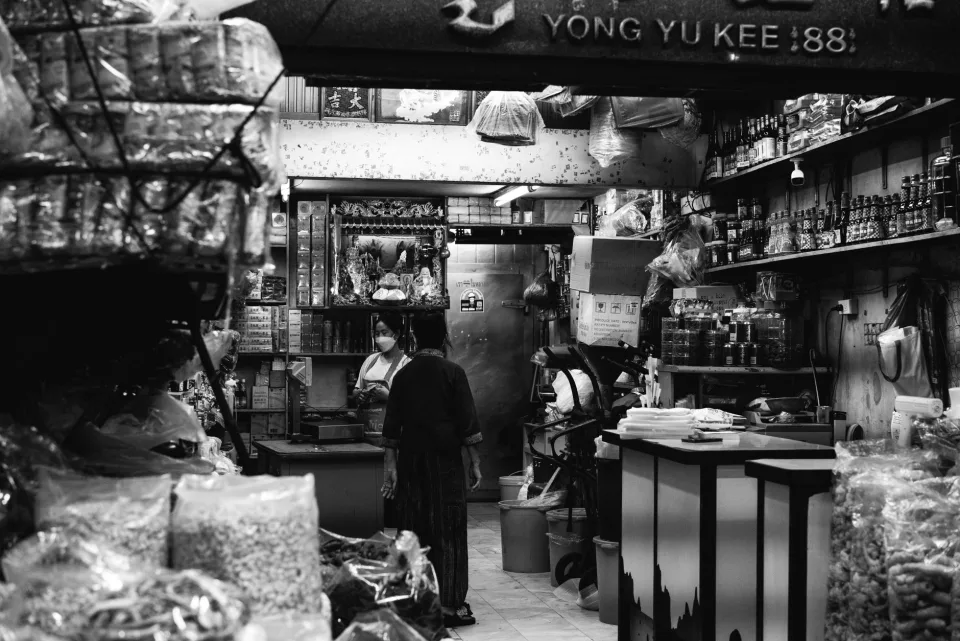 Hàng hoá thiết yếu có sẵn tại quầy